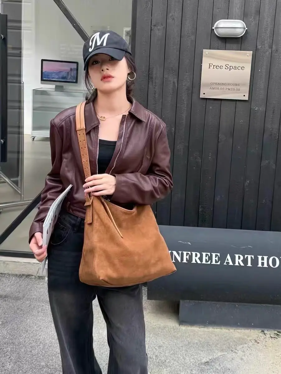 Womens Stylish High-Capacity Commuter Shoulder Bag - 图片 8