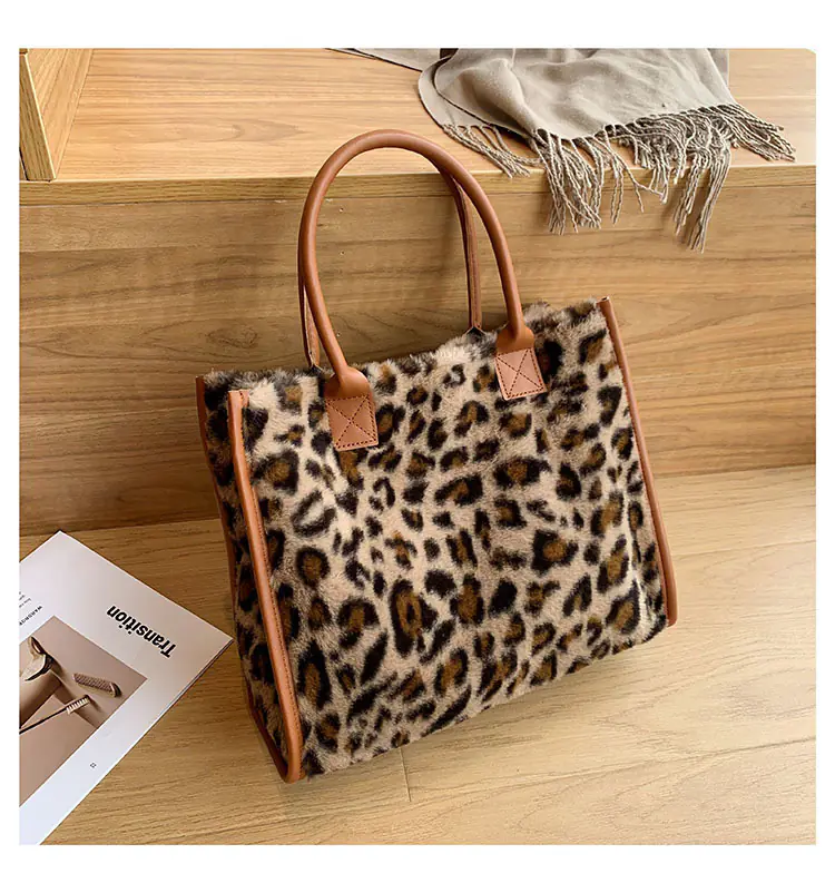 Korean Style Large-capacity Handbag Fashion Western Plush - 图片 3